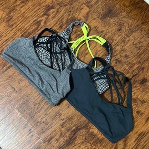 Lululemon spots bras